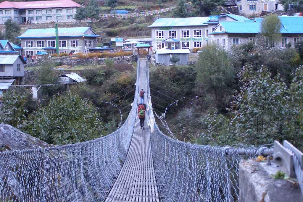 suspension-bridge-everest-trail